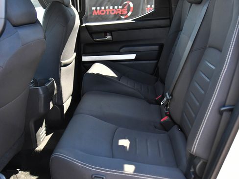 Used 2024 Toyota Tacoma TRD Off-Road image 38