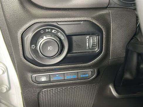 Used 2023 Jeep Wrangler Unlimited w/ Cold Weather Group AWD/4WD image 19