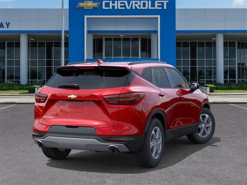 New 2025 Chevrolet Blazer LT w/ Convenience Package image 4