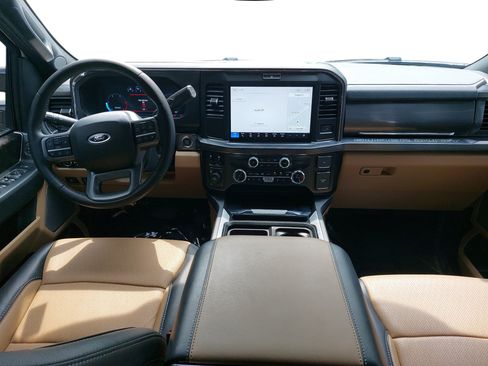 Used 2025 Ford F350 Lariat w/ Chrome Package AWD/4WD image 9