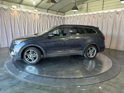 Used 2017 Hyundai Santa Fe FWD image 8