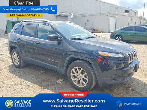 Used 2018 Jeep Cherokee Latitude AWD/4WD image 5