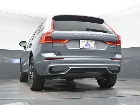 Used 2024 Volvo XC60 B5 Plus w/ Protection Package Premier AWD/4WD image 15