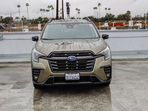 Used 2023 Subaru Ascent Onyx Edition image 3