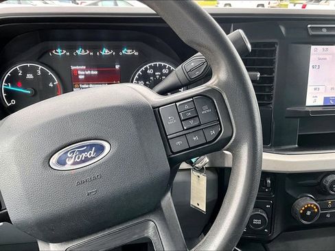 Used 2023 Ford F250 XLT w/ FX4 Off-Road Package AWD/4WD image 21