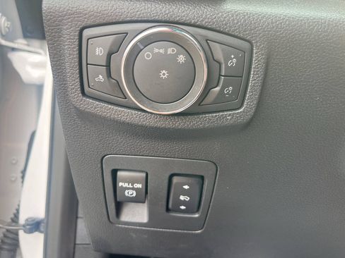 Used 2016 Ford F150 XLT w/ Equipment Group 302A Luxury AWD/4WD image 28