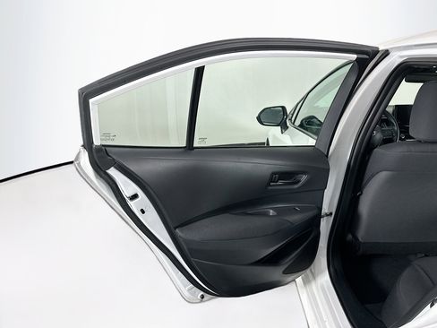 Used 2024 Toyota Corolla LE image 25