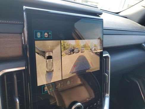 Used 2024 GMC Acadia Denali w/ Super Cruise Package image 21