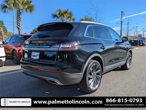 Certified 2023 Lincoln Nautilus Reserve w/ Equipment Group 202A image 4