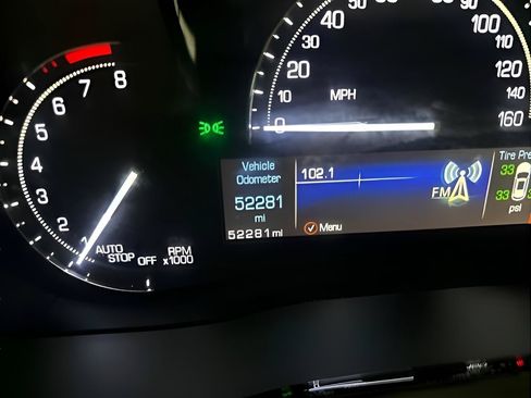 Used 2018 Cadillac XT5 Premium Luxury AWD/4WD image 17