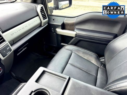 Used 2021 Ford F250 Lariat w/ Lariat Value Package image 30