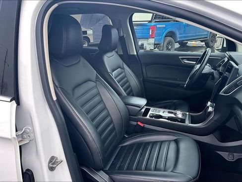 Used 2022 Ford Edge SEL image 7