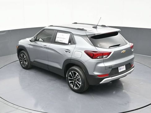 New 2026 Chevrolet TrailBlazer LT w/ Convenience Package FWD image 57