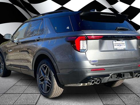 New 2026 Ford Explorer ST AWD/4WD image 3
