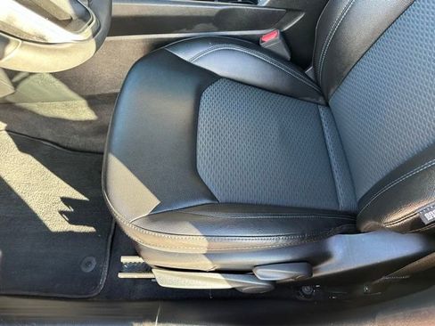 Used 2024 Jeep Compass Latitude image 21