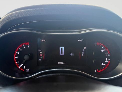 Used 2019 Dodge Durango SXT AWD/4WD image 30