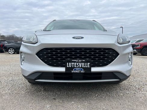 Used 2020 Ford Escape SEL image 3