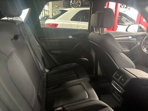 Certified 2023 Audi Q5 2.0T Prestige w/ Prestige Package AWD/4WD image 9