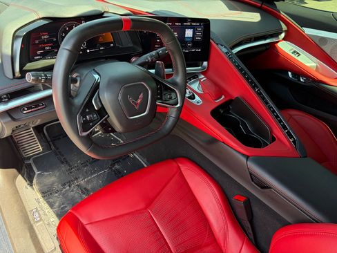 Used 2021 Chevrolet Corvette Stingray Preferred Cpe w/ Battery Protection Package RWD image 14