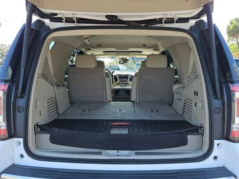 Used 2018 GMC Yukon Denali RWD image 13