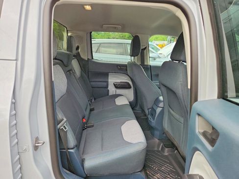 Used 2025 Ford Maverick XLT FWD image 7