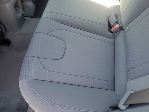 New 2026 Hyundai Elantra SE FWD image 14