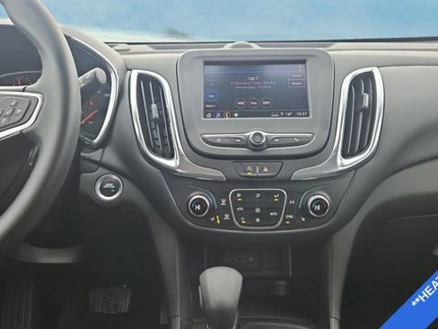 Used 2024 Chevrolet Equinox LT image 10