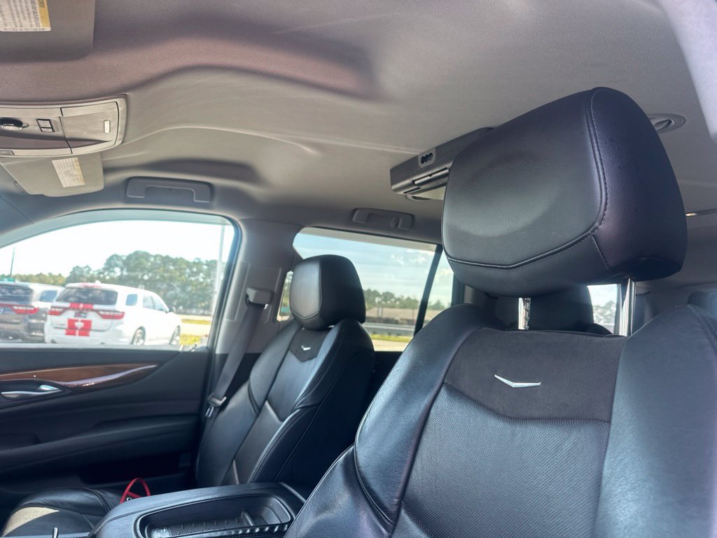 Used 2017 Cadillac Escalade 4WD image 15
