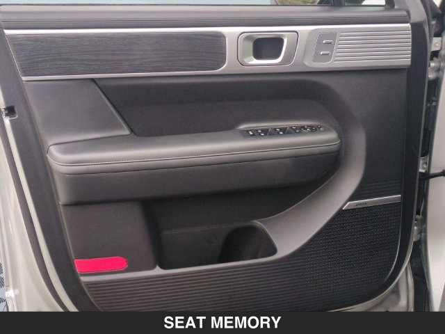 Used 2024 Hyundai Santa Fe Limited AWD/4WD image 11