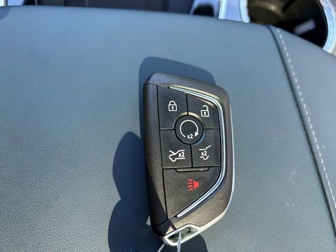 Used 2025 Cadillac Escalade IQ Luxury 2 w/ LPO, Premium Carpet Package AWD/4WD image 47