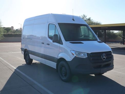 Certified 2023 Mercedes-Benz Sprinter 144 Cargo image 3
