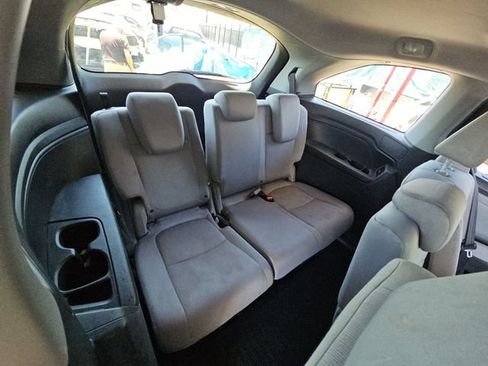 Used 2018 Honda Odyssey EX image 9