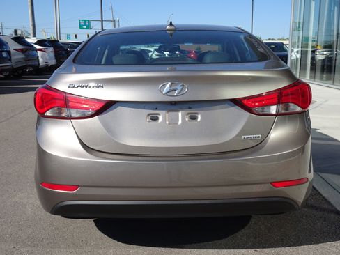 Used 2015 Hyundai Elantra Limited FWD image 4