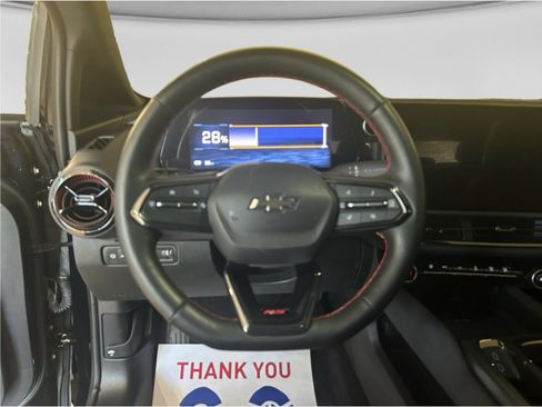 Used 2025 Chevrolet Equinox EV RS FWD image 5