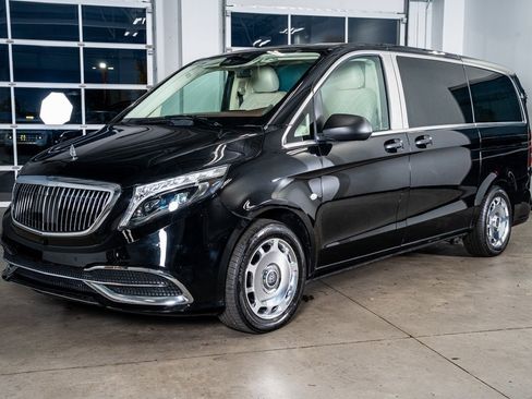 Used 2020 Mercedes-Benz Metris Passenger image 11