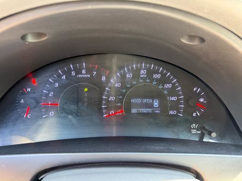 Used 2010 Toyota Camry XLE image 13