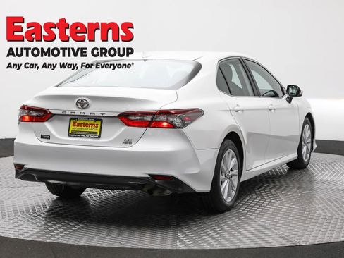 Used 2023 Toyota Camry LE AWD/4WD image 5