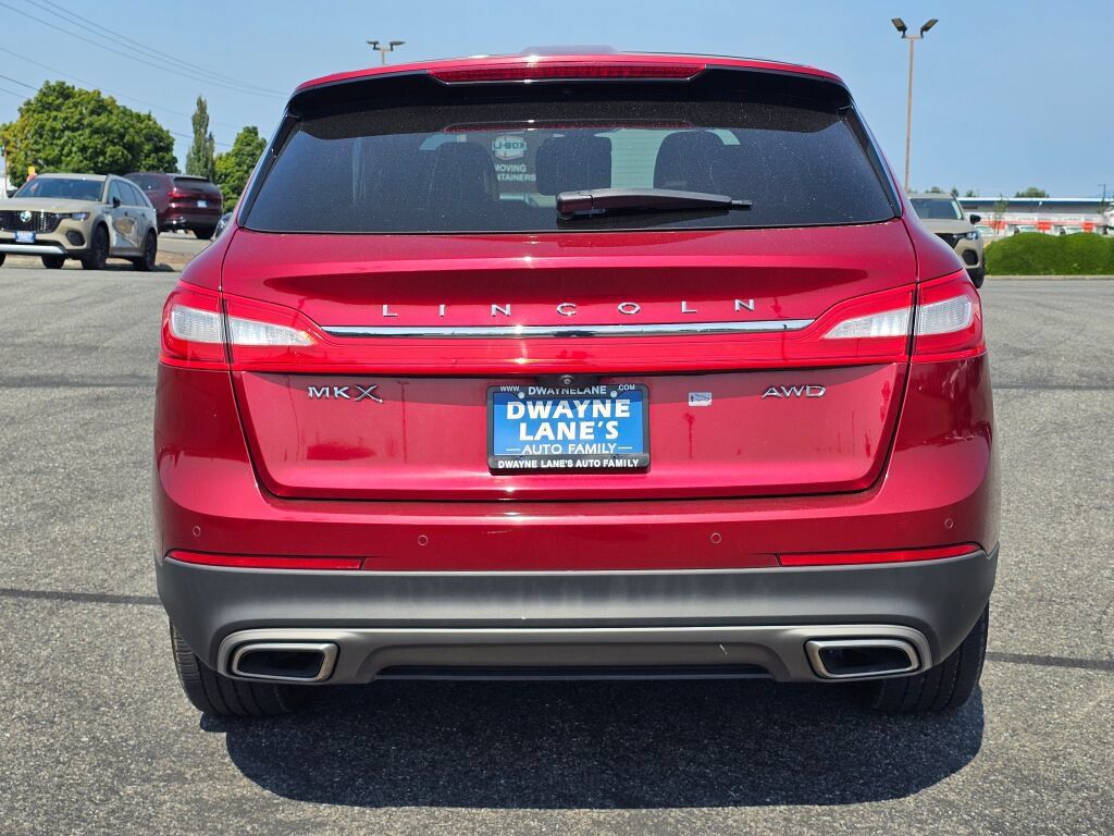 Used 2018 Lincoln MKX Reserve AWD/4WD image 4