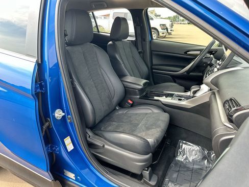 Used 2024 Mitsubishi Eclipse Cross SE image 24