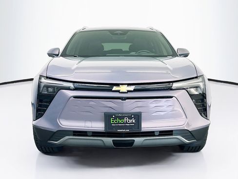 Used 2024 Chevrolet Blazer EV LT AWD/4WD image 2