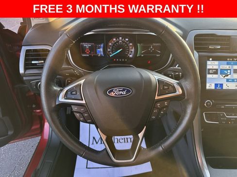 Used 2018 Ford Fusion SE w/ Fusion SE Technology Package FWD image 15