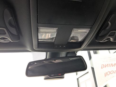 Used 2017 Dodge Challenger R/T Scat Pack w/ Leather Interior Group image 23