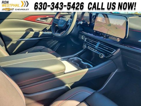 New 2026 Chevrolet Traverse RS image 17