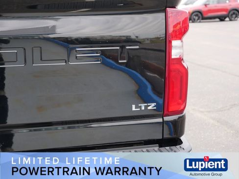 Used 2022 Chevrolet Silverado 2500 LTZ AWD/4WD image 7