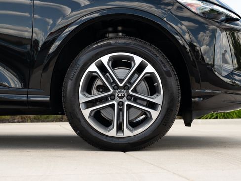 Certified 2025 Audi Q5 Premium Plus w/ Premium Plus AWD/4WD image 33