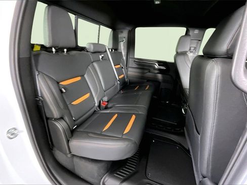 New 2026 GMC Sierra 2500 AT4 w/ AT4 Preferred Package image 11