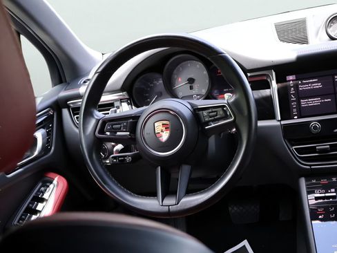 Used 2023 Porsche Macan S AWD/4WD image 20