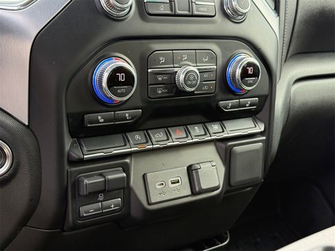 Used 2021 GMC Sierra 1500 Elevation image 19
