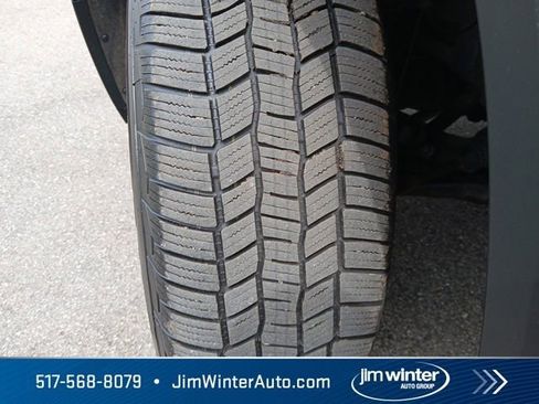 Used 2019 GMC Acadia SLE AWD/4WD image 4