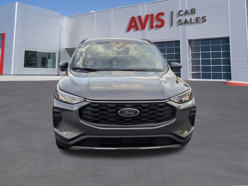 Used 2025 Ford Escape ST-Line image 2